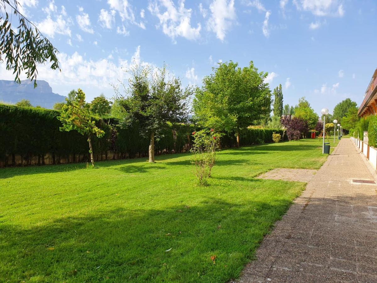 Apartamento Goxoa Jaca Dış mekan fotoğraf